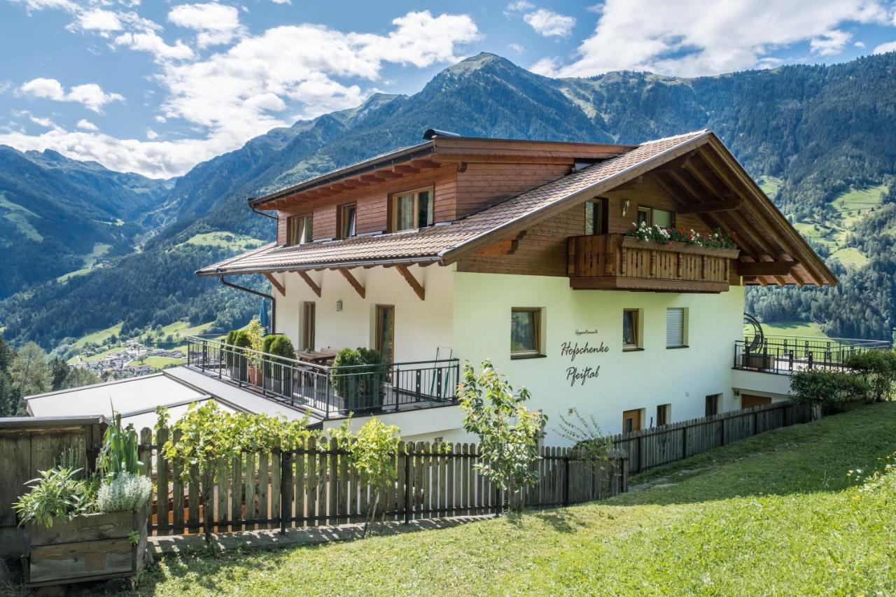 Hofschenke Pfeiftal - Bergwiese San Martino di Castrozza Buitenkant foto